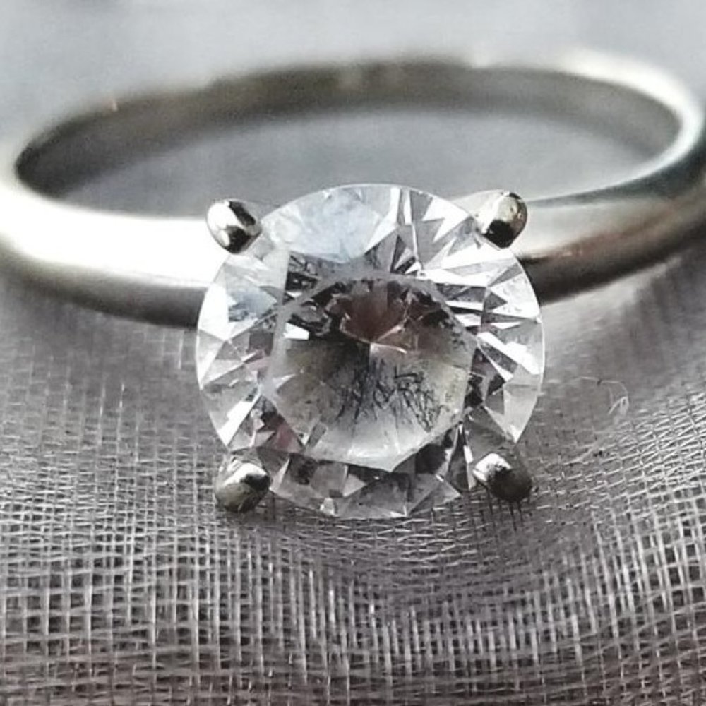 MIaDonna 1.25ct Diamond Hybrid Solitaire Ring